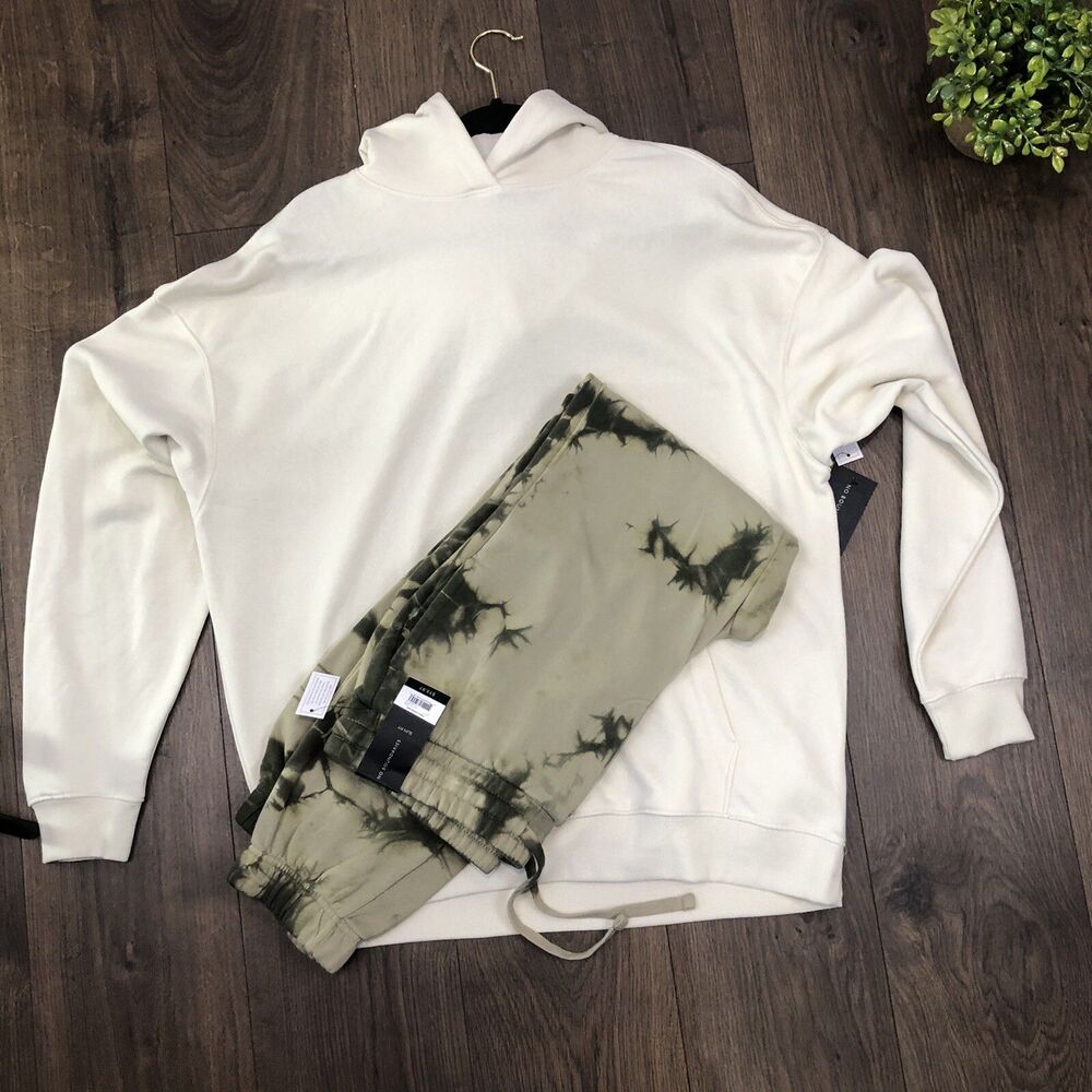 Men's Women’s AutumnWinter PatternCasual Two-PieceSet HoodedSweatshirt Pants Set - Picture 2 of 16